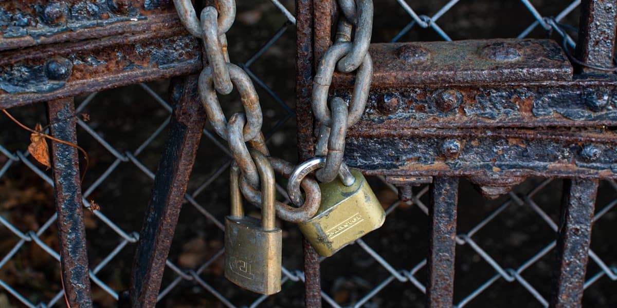 Broken chain representing breaking through mental barriers and limiting beliefs